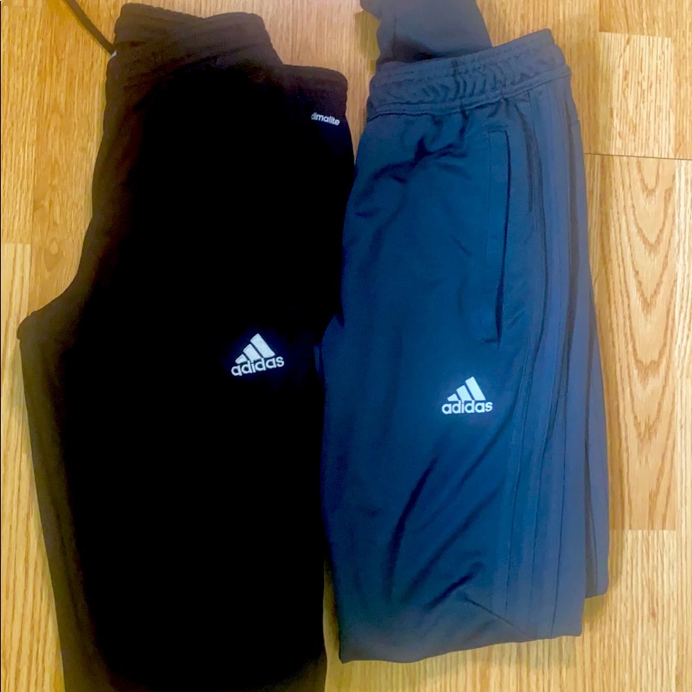 Adidas joggers both XS